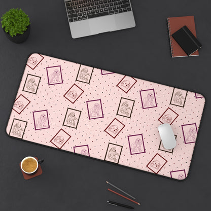 Vintage-inspired Cocker Spaniel Desk Mat